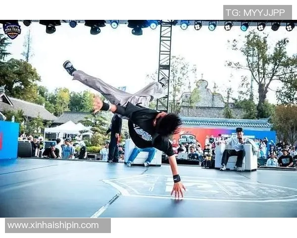 成都街舞队快攻战术解析与街舞文化的深度融合探讨