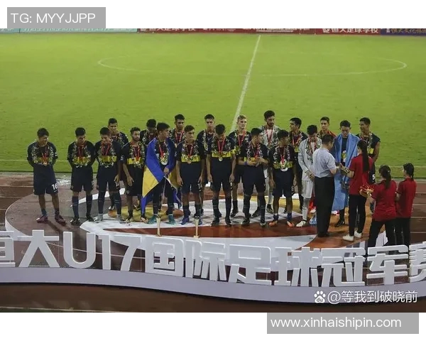 赛后分析:北京足球队与重庆足球队的实力对决与战术较量 赛后分析:北京足球队与重庆足球队的实力对决与战术较量